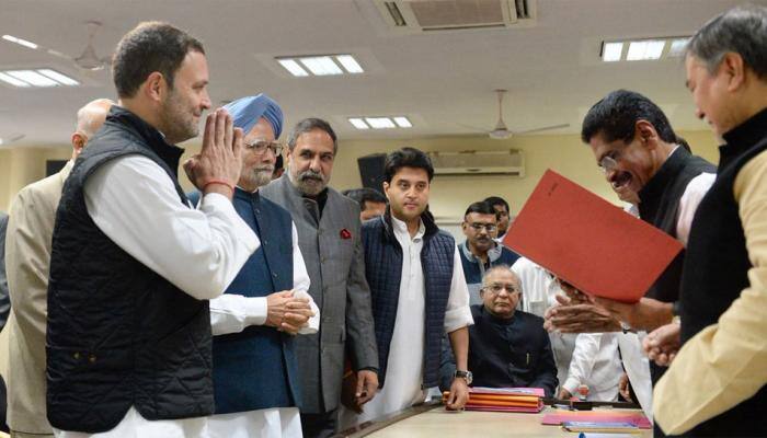 Congress set to enter Rahul era as Gandhi scion files nomination for party chief