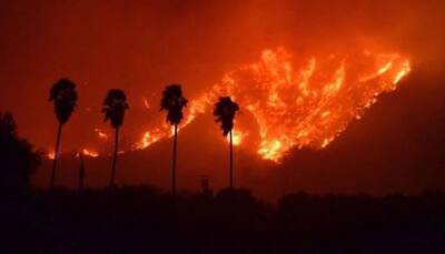 Fast-spreading wildfire threatens hundreds of homes north of Los Angeles