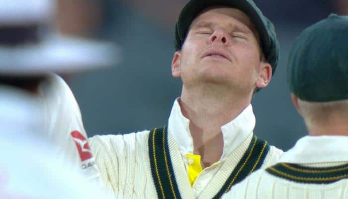 Ashes, 2nd Test: Watch Steve Smith&#039;s epic reaction after wasting two reviews in three balls