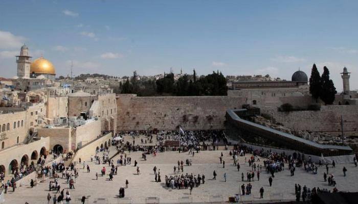 Trump to recognise Jerusalem as Israel capital, dangerous consequences likely 