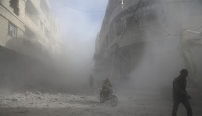 Russian air strikes kill 21 civilians in east Syria: Monitor