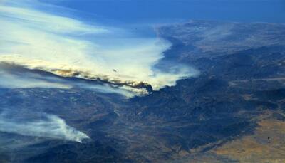 California: WIldfires rage in Los Angeles area; 200,000 people flee, hundreds of schools shut