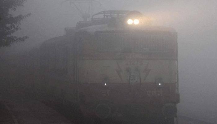 Cold morning in Delhi, 8 trains cancelled, 15 delayed