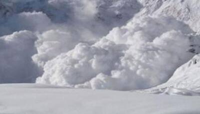 Avalanche hits southwestern Iran, 8 climbers dead, 1 missing 