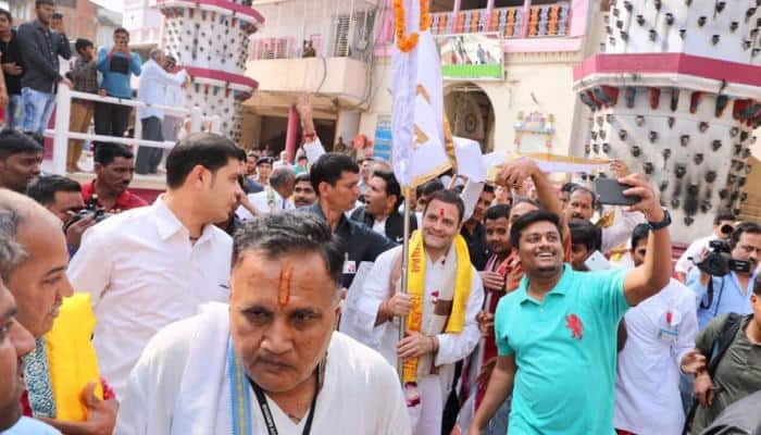 Rahul Gandhi greeted with chants of &#039;Modi Modi&#039; in Gujarat