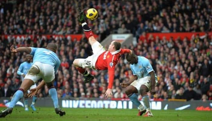 The Manchester Derby: Wayne Rooney&#039;s stunner against Manchester City in 2011 - WATCH