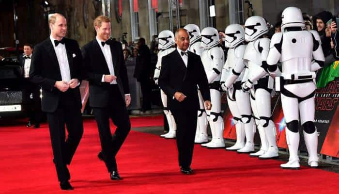 British princes Harry and William join Jedi knights at &#039;Star Wars&#039; premiere in London