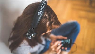 Music therapy along with traditional treatments may ease depression: Study