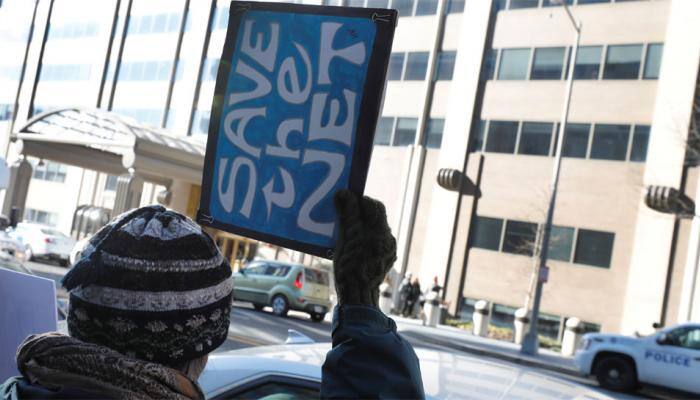 US regulators ditch net neutrality rules as legal battles loom
