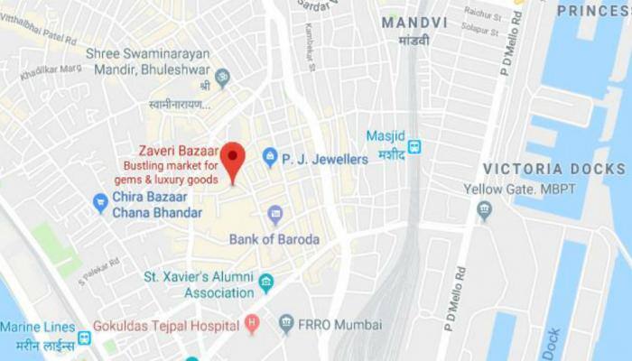 Several trapped after building collapses in Mumbai&#039;s Zaveri Bazaar