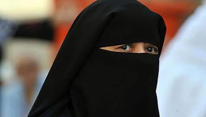 Sri Sri Ravi Shankar backs law against instant triple talaq