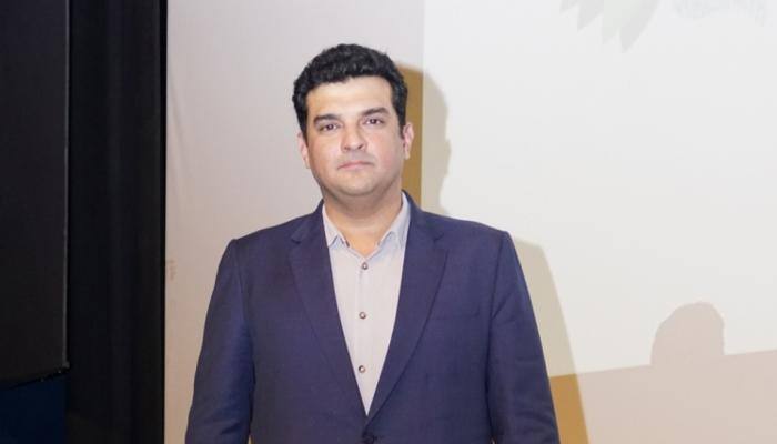 Siddharth Roy Kapur signs Vinil Mathew's next