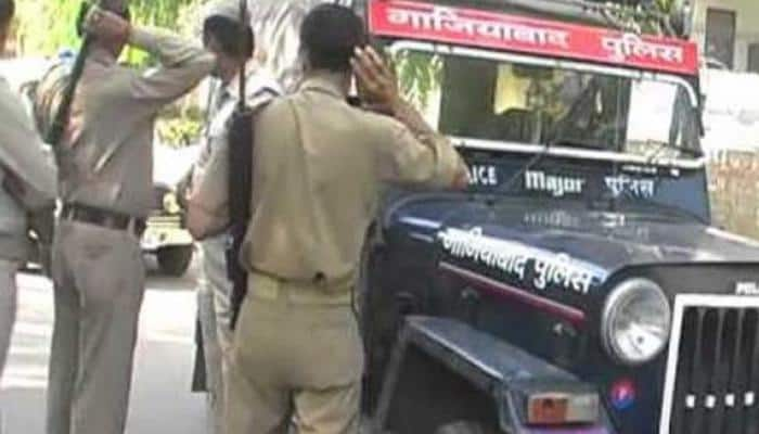 Ghaziabad: Member of &#039;thak thak&#039; gang shot in leg during encounter