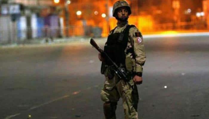 4 killed, 20 injured in suicide bombing at church in Pakistan
