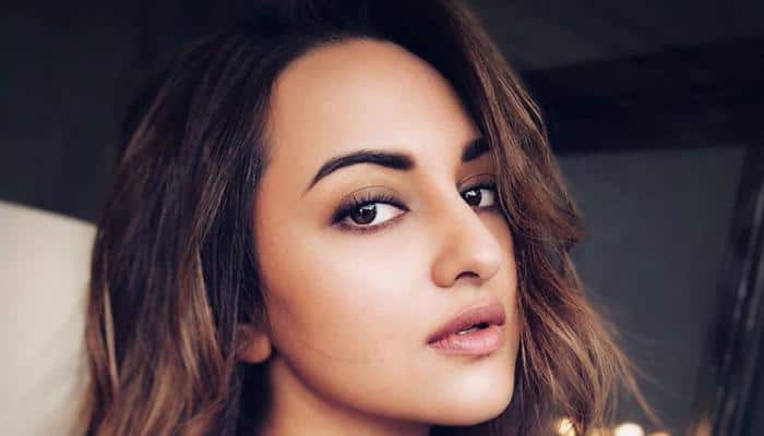Sushant Singh Rajput finds Sonakshi Sinha drawings 'beautiful' 