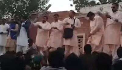 Watch - When guests were showered with dollars and mobile phones at Pakistan wedding