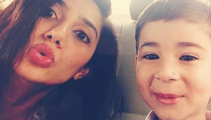 Mahira Khan cuts birthday cake with son—Watch 