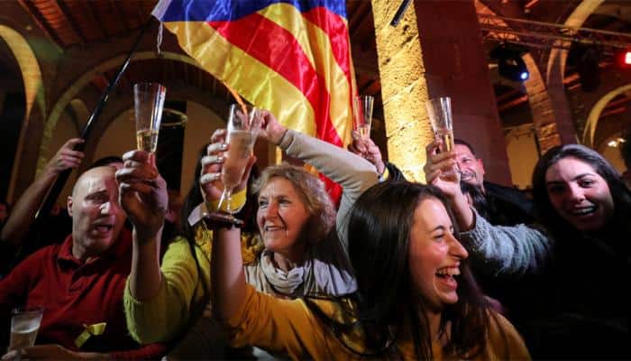Catalan separatists win absolute parliamentary majority