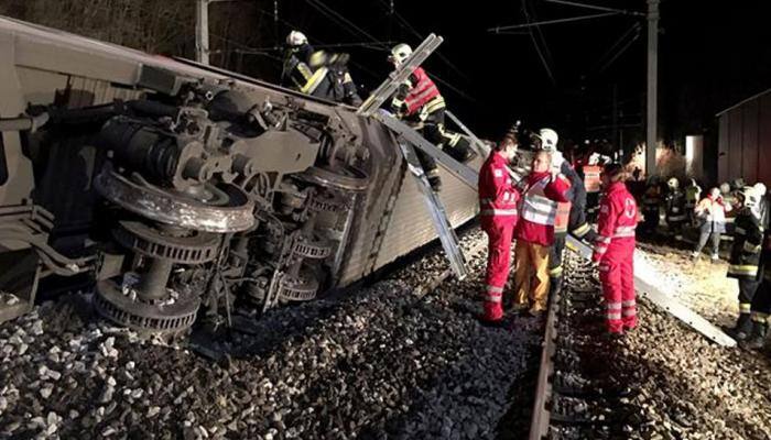 Train crashes outside Madrid, 41 injured 
