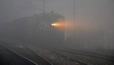 Dense fog in Delhi; 19 trains delayed, 17 cancelled due to low visibility, air quality remains very poor