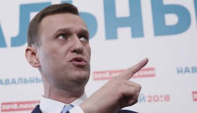 Putin critic Navalny clears first hurdle in bid for Russia presidency