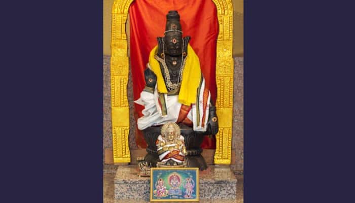 Thanka Anki reaches Ayyappa temple