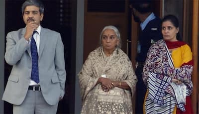 Watch: Pakistani journalists heckle Kulbhushan Jadhav's mother, wife