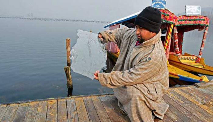 Cold conditions intensify in Jammu and Kashmir, night temperatures below freezing point