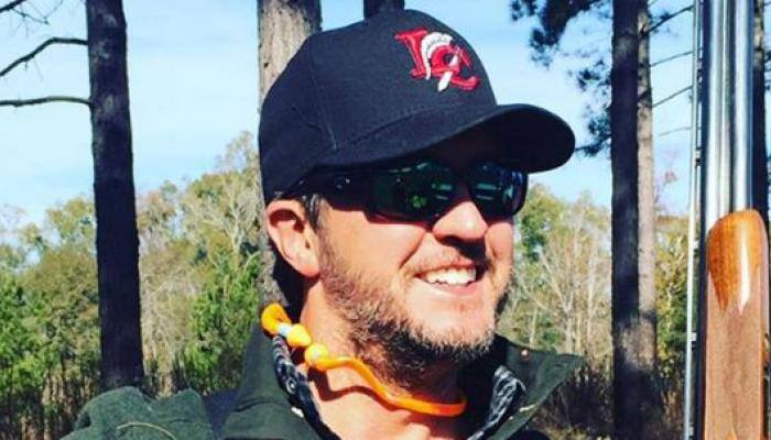 Luke Bryan slammed for gifting baby kangaroos to wife