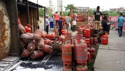 Forget phone and SMS, now book LPG cylinders through Facebook, Twitter