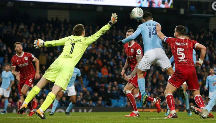 Sergio Aguero&#039;s last-gasp winner in Manchester City&#039;s League Cup win in semis first leg