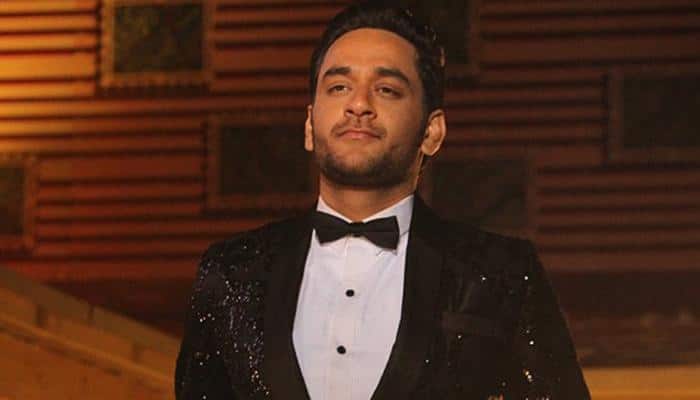 Vikas Gupta to give away his Bigg Boss 11 cash prize to these two contestants—Read inside