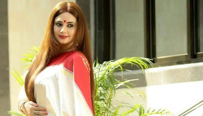 Janhvi a dedicated actor, says Shalini Kapoor