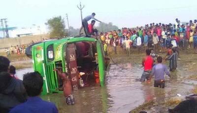 Bus overturns in West Bengal's Kharagpur; 7 dead, 22 critically injured
