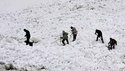 Avalanche warning for 7 districts in Kashmir till Thursday evening