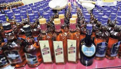 Two arrested for buying liquor from Faridabad, selling in Delhi NCR