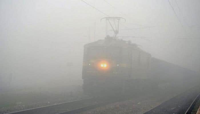 Dense fog shrouds Delhi, several trains delayed due to low visibility
