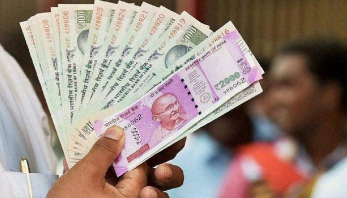 Rupee gains 5 paise against dollar at 63.82