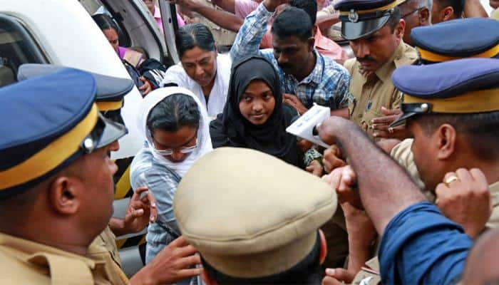 Kerala &#039;love jihad&#039; case: NIA can&#039;t decide on legitimacy of Hadiya&#039;s marriage, says SC