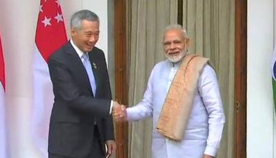 PM Modi meets Singapore PM Lee Hsien Loong