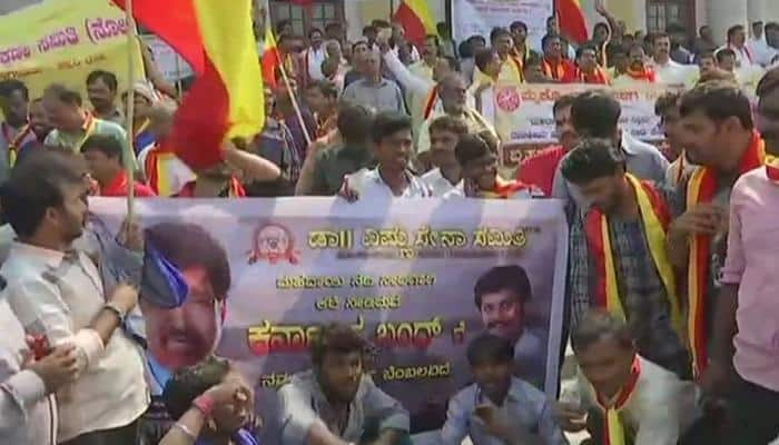 Karnataka bandh: Protest in Attibelle against Centre&#039;s &#039;apathy&#039; towards Mahadayi River water dispute