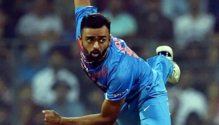IPL Auction 2018: Jaydev Unadkat hits jackpot to become costliest Indian, sends Twitter into tizzy