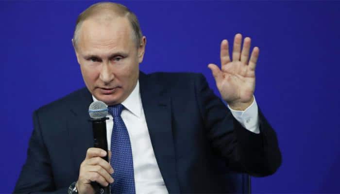 Russian President Vladimir Putin laughs off Washington`s `Kremlin list`
