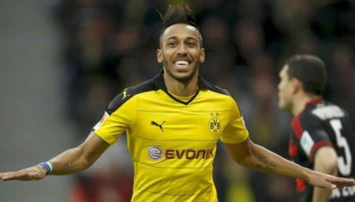 Arsenal sign Pierre-Emerick Aubameyang in club record transfer