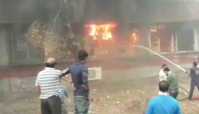 Denied degree by university in Vadodara, student sets VC's office on fire Denied degree by university in Vadodara, student sets VC's office on fire