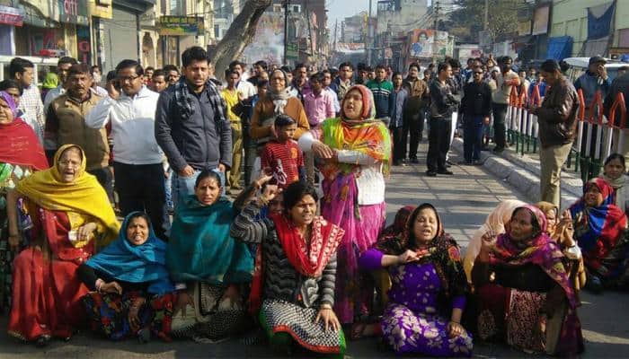 Kasganj violence: BJP MP Rajveer Singh meets kin of Chandan Gupta who died in clashes