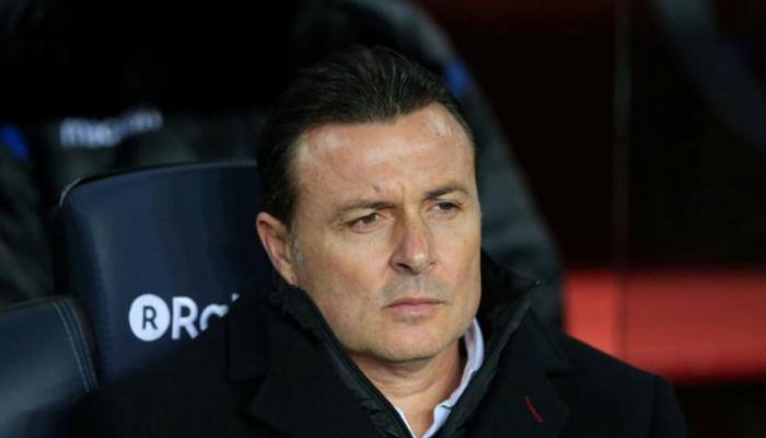 Desperate Deportivo La Coruna sack coach Cristobal Parralo