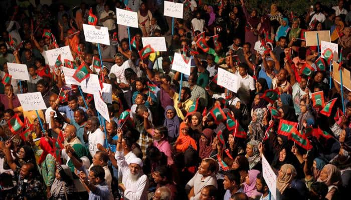 Maldives&#039; top court revokes order to free prisoners; former president Nasheed seeks India&#039;s intervention