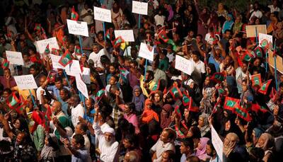 Maldives' top court revokes order to free prisoners; former president Nasheed seeks India's intervention