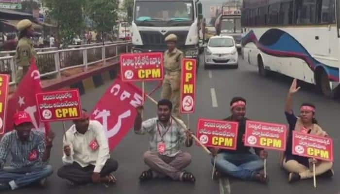Visakhapatnam bandh: Left continues to protest against Union Budget, over 1300 state buses halted